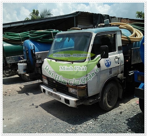 thông tắc bồn cầu nhanh chóng